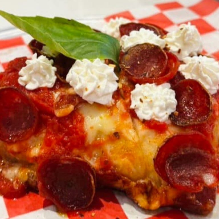 Delicious Pepperoni Pizza