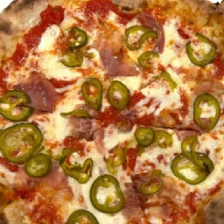 Authentic Italian Flavors: Pizza, Pasta, and More